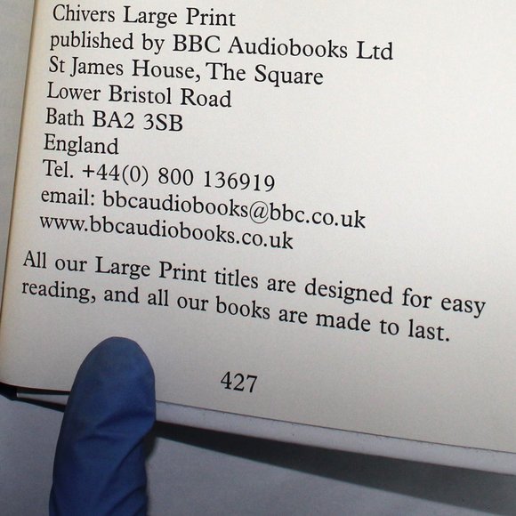 Blood at the Bookies - A Fethering Mystery - Large Print Book by Simon Brett - Picture 11 of 14